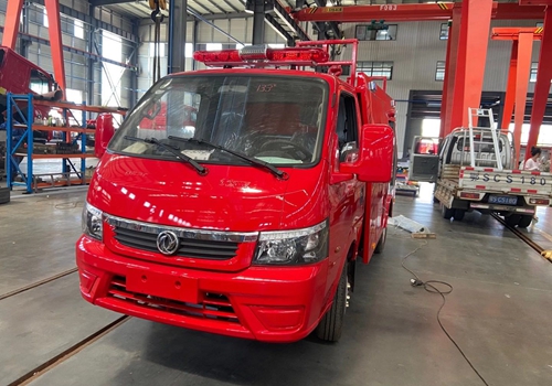 国六东风2吨小型消防车