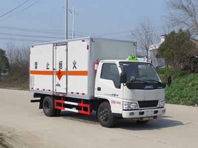 国五江铃1.5吨爆破器材运输车