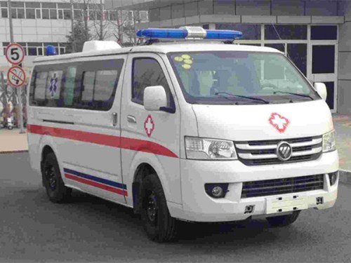 福田G7平顶短轴救护车